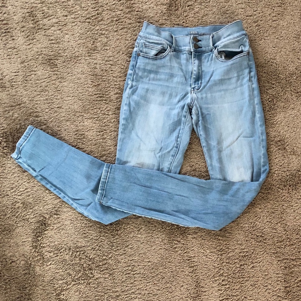 32” Inseam New York & Company High-Waisted Jeggings